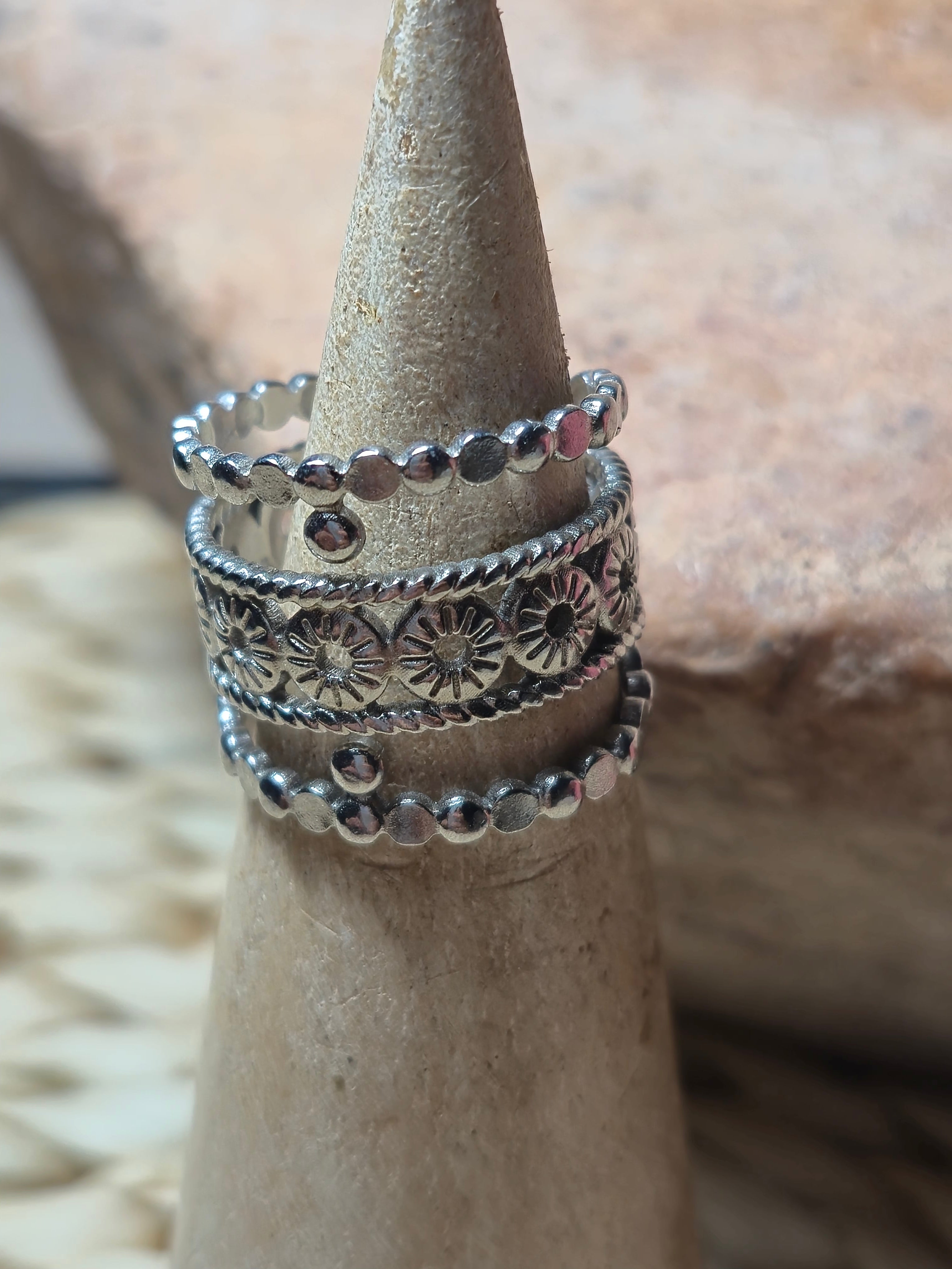 Anillo acero inoxidable filigrana