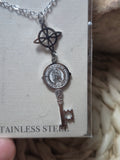 Collar de protección nudo de bruja + llave de Fátima