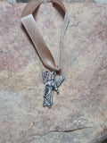 Pulsera o colgador San Rafael ( salud)